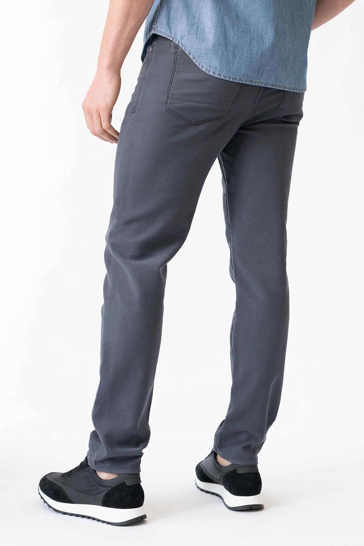 Slim Comfort Jean - Washed Black - Image 4
